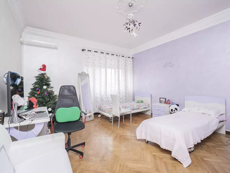 Immagine 16 di Trilocale in vendita  in Via Aosta 60 a Torino