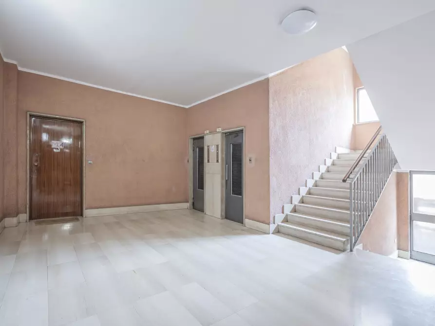 Immagine 9 di Ufficio in vendita  in corso monte cucco 135 a Torino