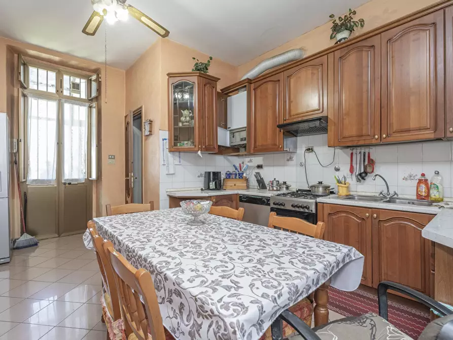 Immagine 6 di Villa in vendita  in Via Lucento 68 a Torino