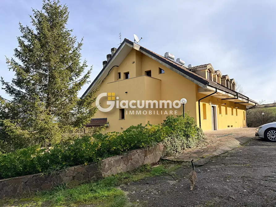 Immagine 52 di Casa bifamiliare in vendita  in Via Mezzana 209 a Potenza