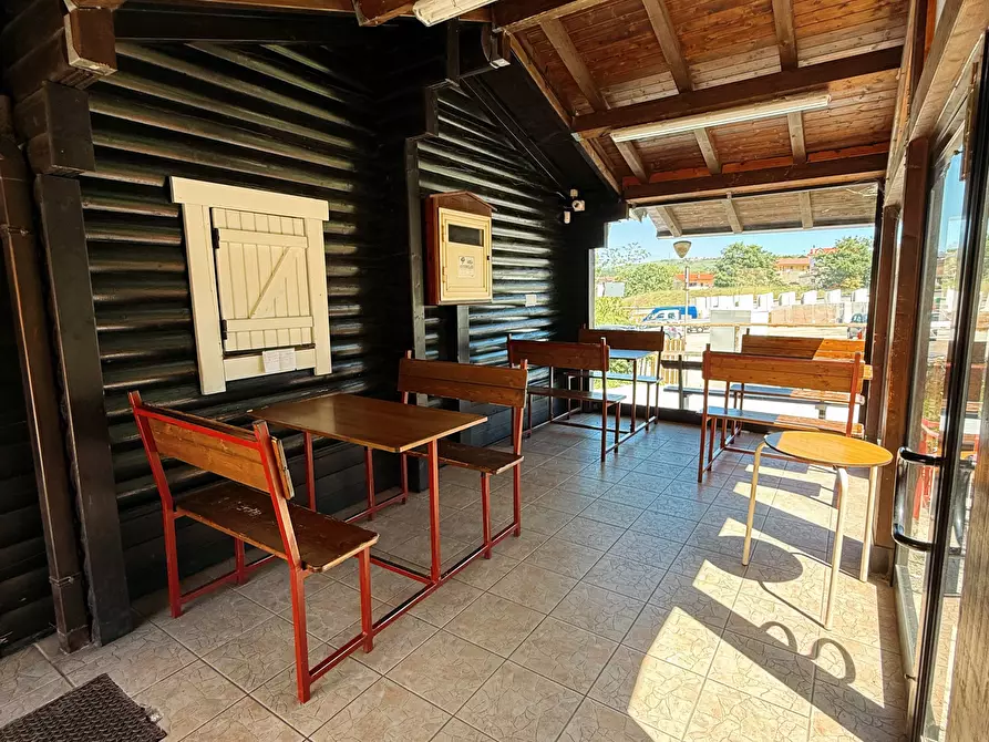 Immagine 16 di Bar / Ristorante in vendita  in Viale Della Libertà a Avigliano