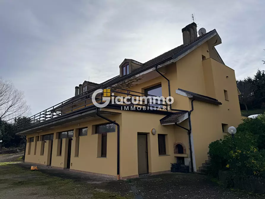 Immagine 48 di Casa bifamiliare in vendita  in Via Mezzana 209 a Potenza