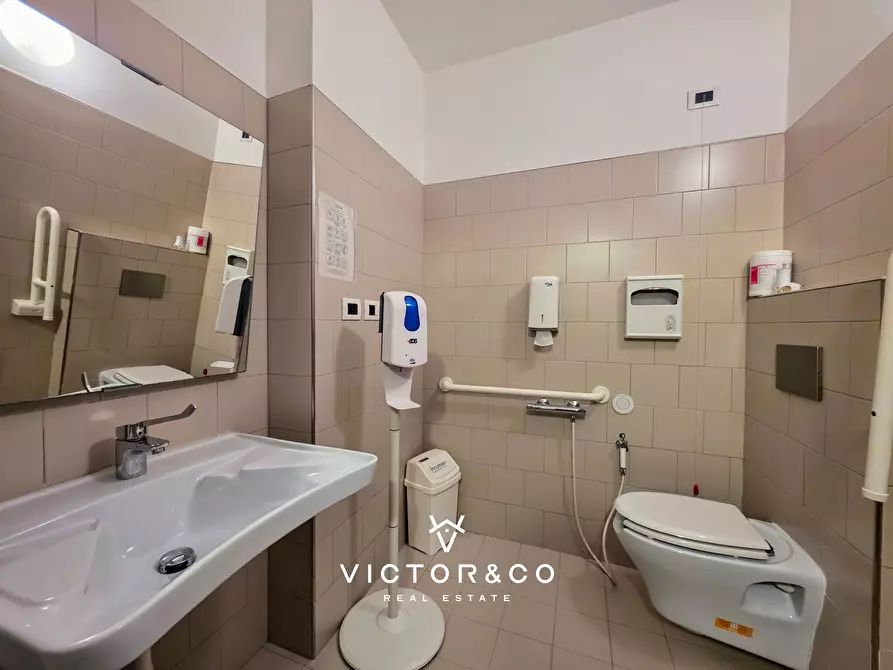 Immagine 35 di Ufficio in vendita  in Corso Statuto sn a Mondovì