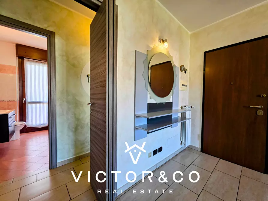 Immagine 9 di Quadrilocale in vendita  in Via Leopardi snc a Romentino