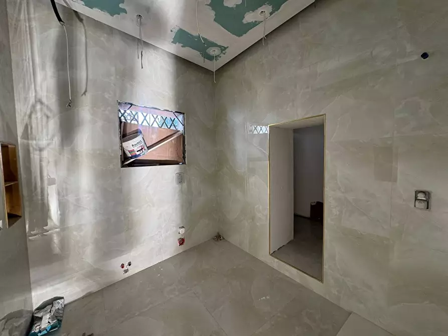Immagine 18 di Appartamento in vendita  in Via Albergheria a Palermo