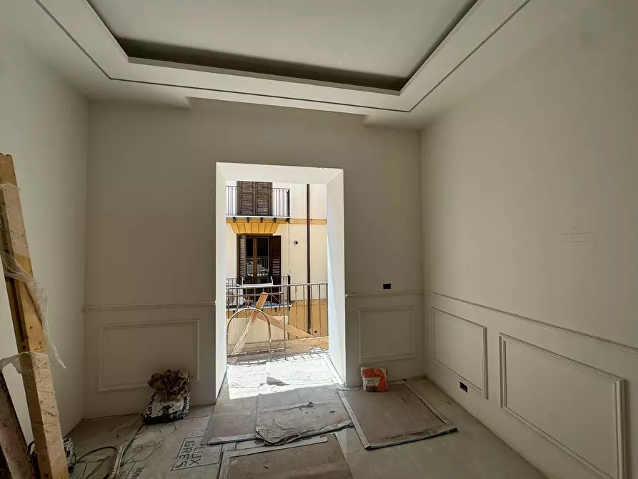 Immagine 8 di Appartamento in vendita  in Via Albergheria a Palermo