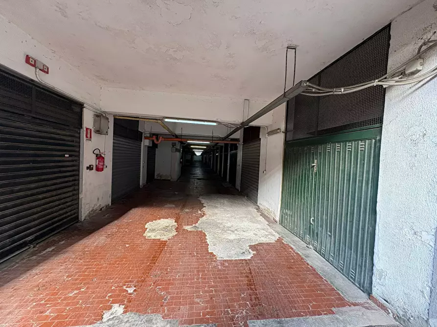 Immagine 10 di Garage in affitto  in Via Monti Iblei a Palermo