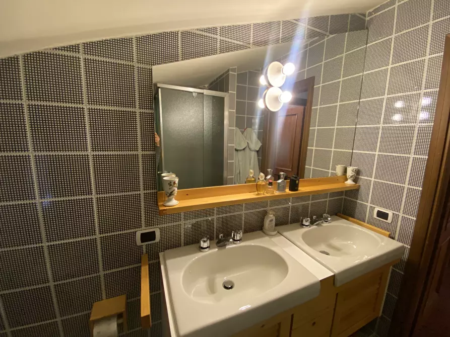 Immagine 41 di Quadrilocale in vendita  in Via al Forte 9 a Valdisotto