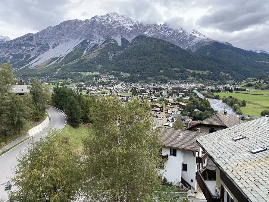 Immagine 49 di Quadrilocale in vendita  in Via al Forte 9 a Valdisotto
