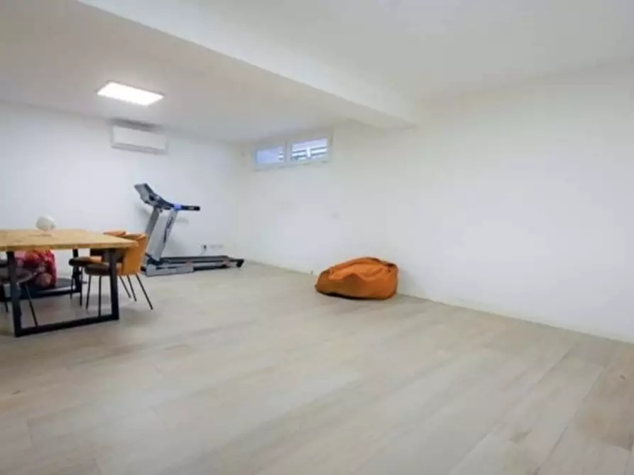 Immagine 46 di Villa in vendita  in Via Bruno Buozzi 16 a Sovico