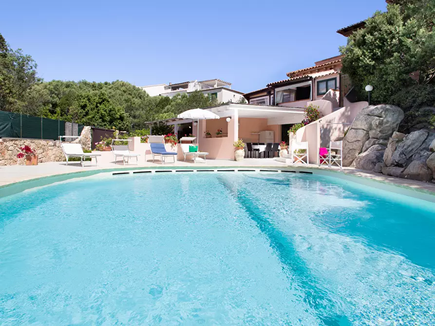 Immagine 37 di Villa in vendita  in Via Andrea Campesi 1 a Olbia