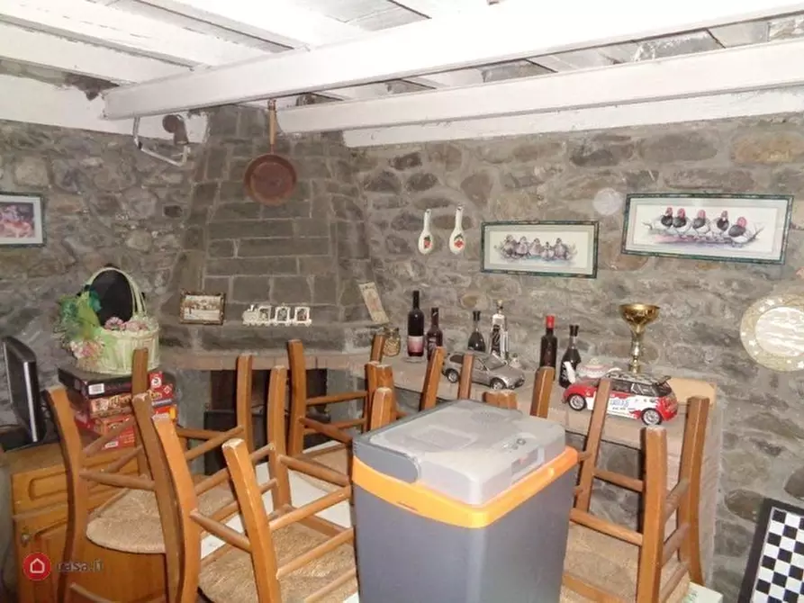 Immagine 9 di Casa indipendente in vendita  a Fornovo Di Taro