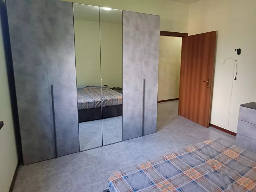 Immagine 27 di Trilocale in vendita  a Medesano