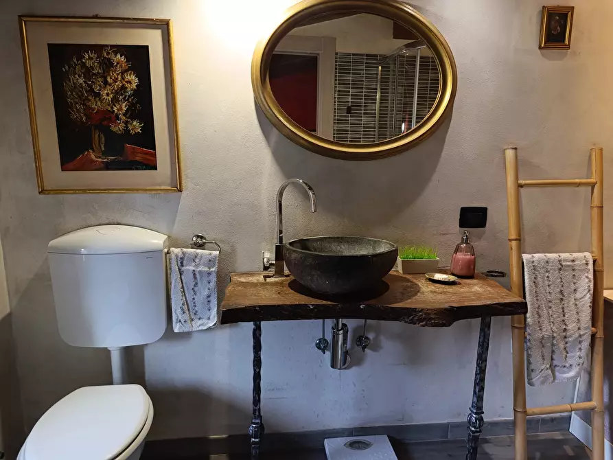 Immagine 31 di Casa indipendente in vendita  a Terenzo