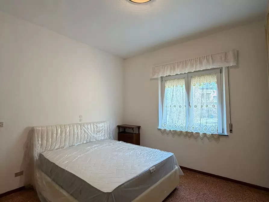 Immagine 16 di Quadrilocale in affitto  a Medesano