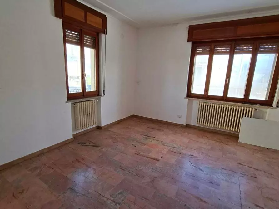 Immagine 9 di Appartamento in vendita  a Borgo Val Di Taro