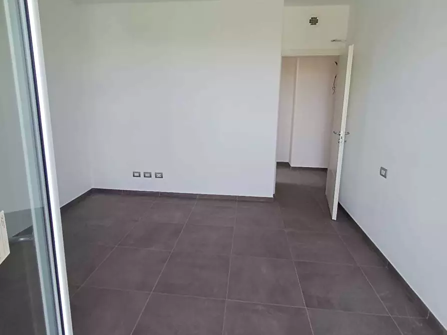 Immagine 27 di Trilocale in vendita  a Medesano