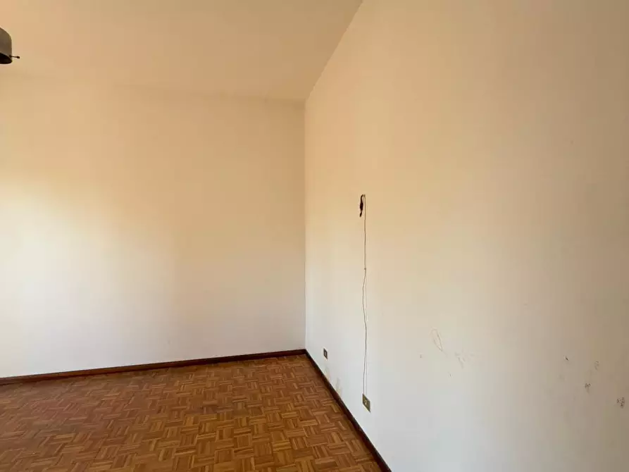 Immagine 30 di Quadrilocale in vendita  a Fornovo Di Taro