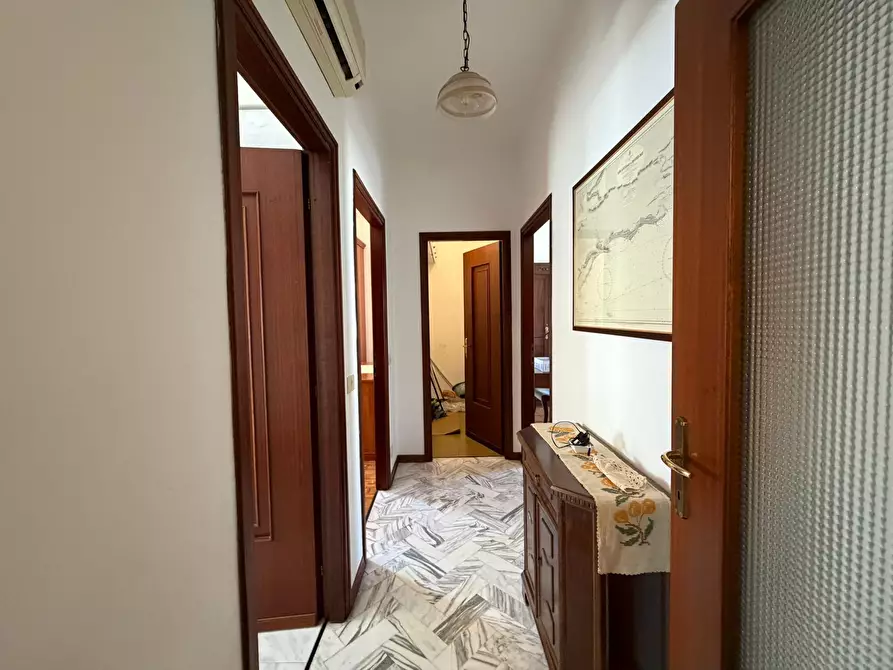 Immagine 12 di Trilocale in affitto  a Parma