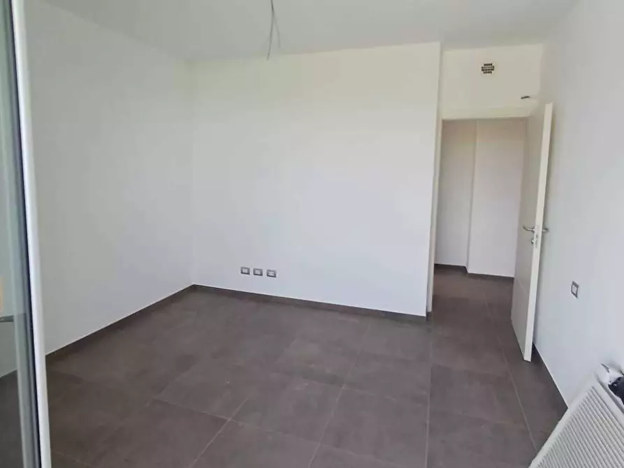 Immagine 14 di Bilocale in vendita  a Medesano