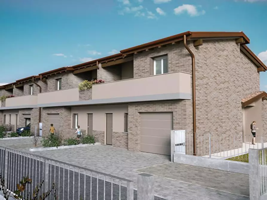 Immagine 3 di Villetta a schiera in vendita  a Collecchio