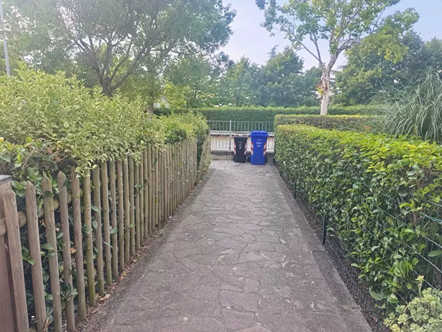 Immagine 40 di Trilocale in vendita  a Fornovo Di Taro