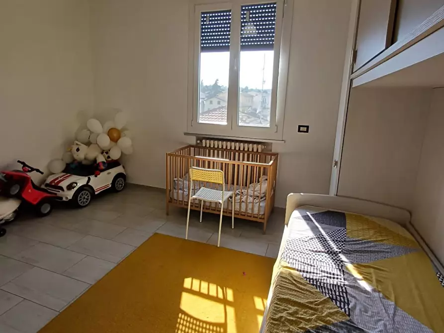 Immagine 25 di Trilocale in vendita  a Medesano