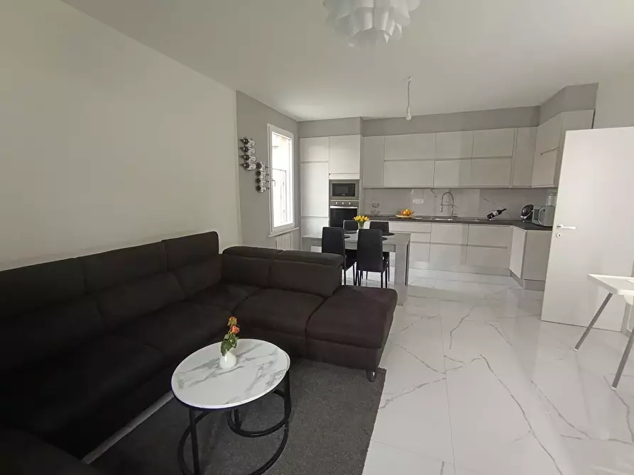 Immagine 6 di Quadrilocale in vendita  a Fornovo Di Taro