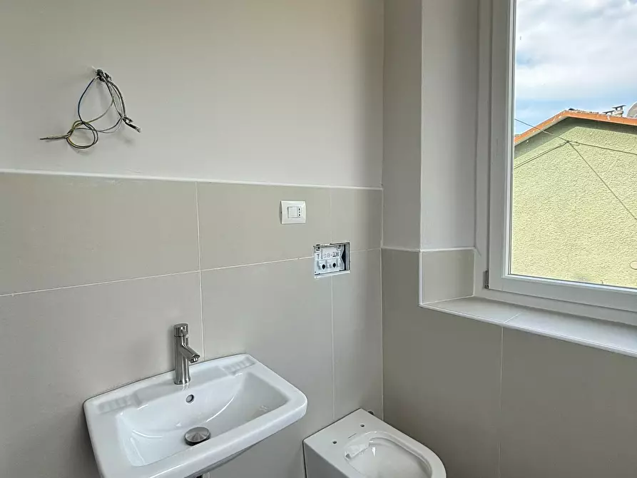 Immagine 7 di Bilocale in affitto  a Medesano