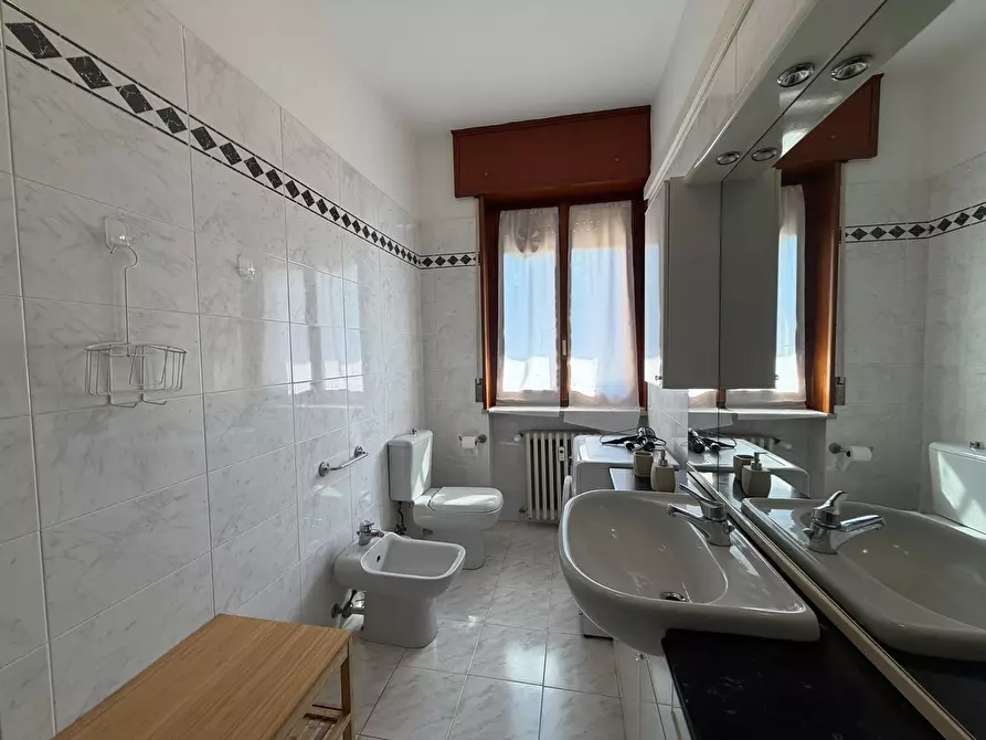 Immagine 20 di Trilocale in affitto  a Parma