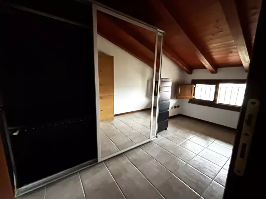 Immagine 22 di Monolocale in vendita  a Medesano