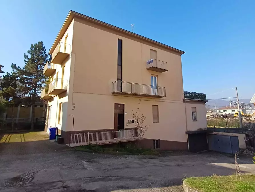 Immagine 8 di Quadrilocale in vendita  a Fornovo Di Taro