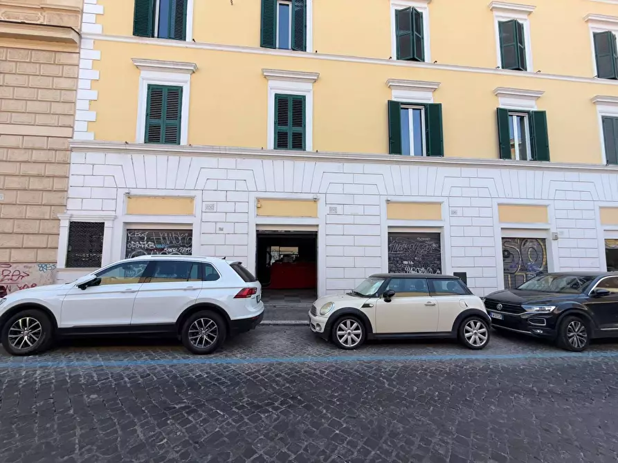 Immagine 28 di Quadrilocale in vendita  in Via di San Giovanni in Laterano 190 a Roma
