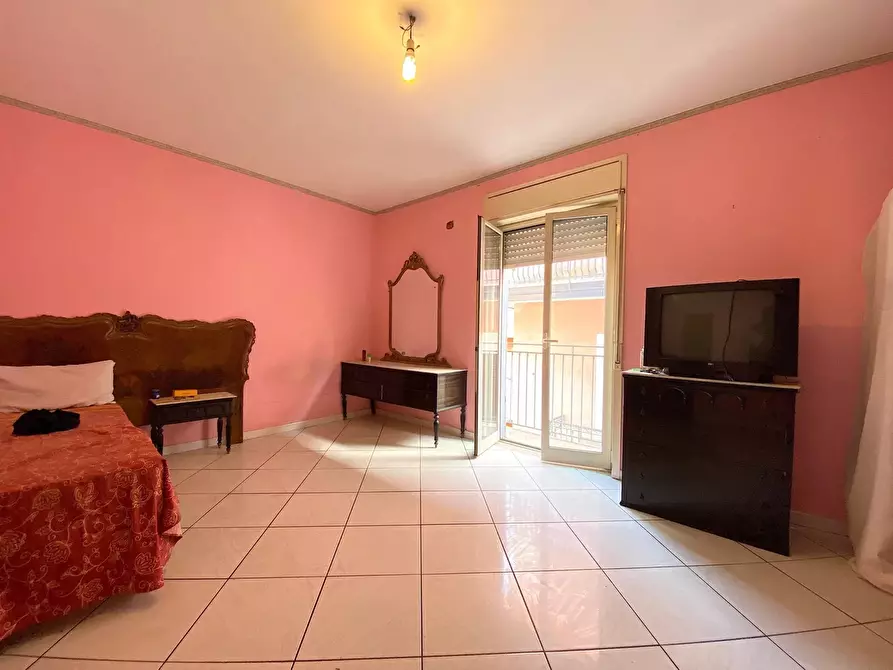 Immagine 7 di Casa bifamiliare in vendita  a Adrano