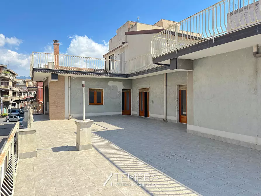 Immagine 22 di Casa indipendente in vendita  in VIA ALBERT EINSTEIN 9 a Adrano