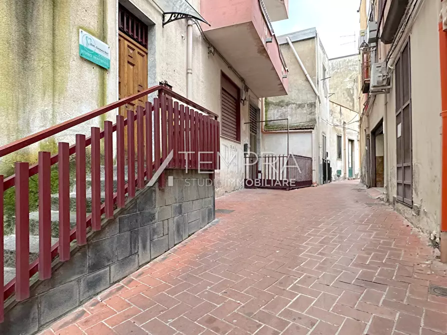 Immagine 28 di Appartamento in vendita  in Via Gaezza 3 a Adrano