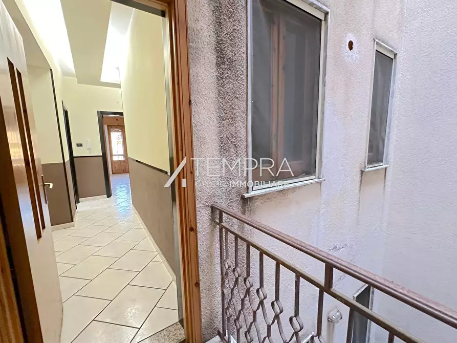Immagine 20 di Appartamento in vendita  in VIA PAOLO VI a Adrano