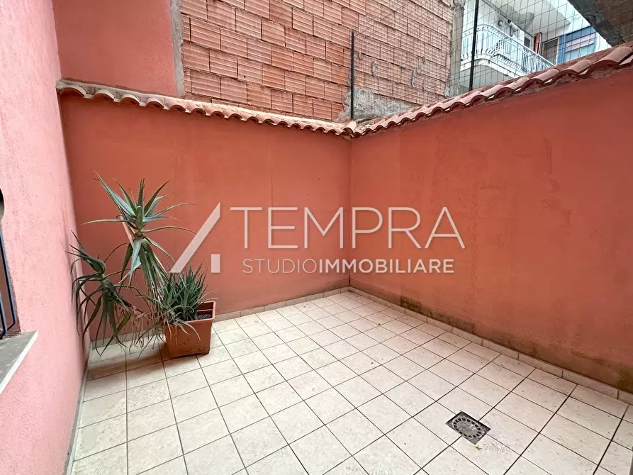 Immagine 6 di Casa indipendente in vendita  a Adrano