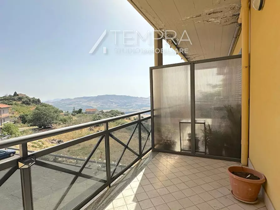 Immagine 25 di Appartamento in vendita  in Via Paolo VI a Adrano