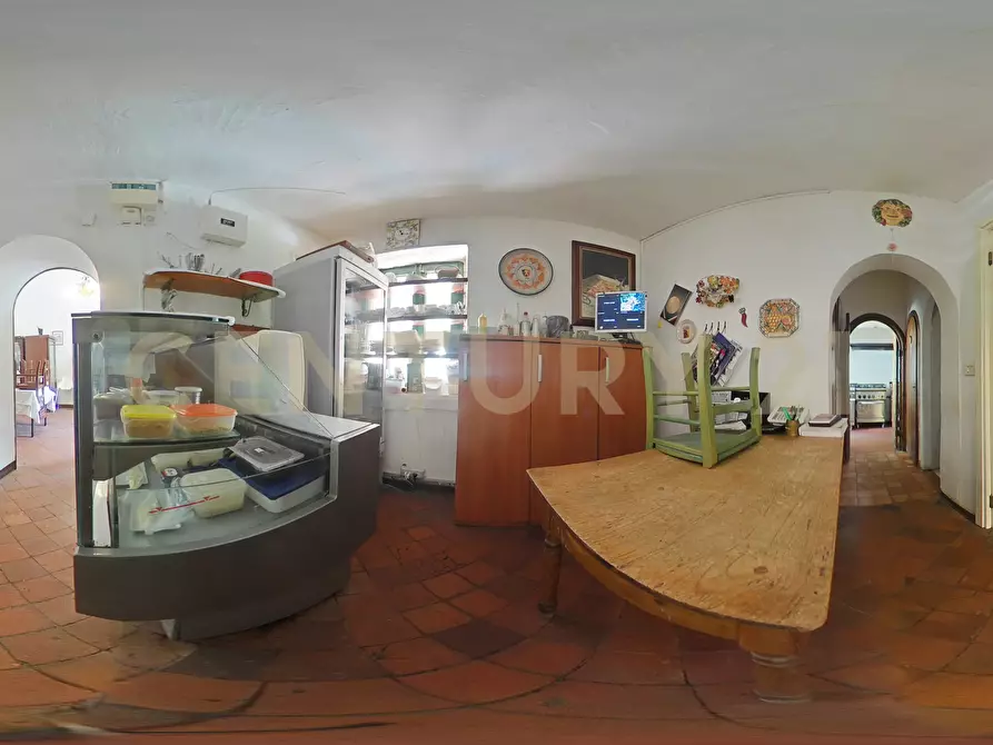 Immagine 7 di Bar / Ristorante in vendita  in Via Piave 3 a San Giovanni La Punta