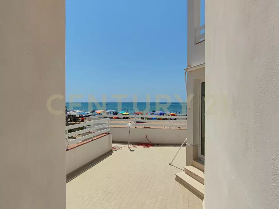 Immagine 8 di Villa in vendita  in VIA DEI CANALOTTI 91 a Ragusa