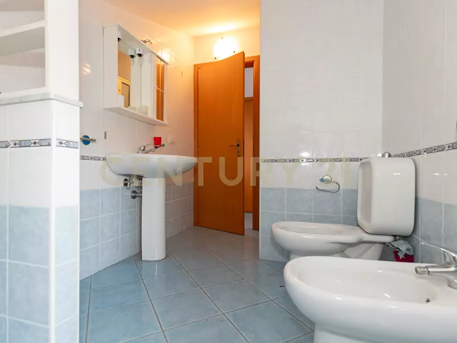 Immagine 85 di Mansarda in vendita  in Via Spiaggia 39 a Mascali