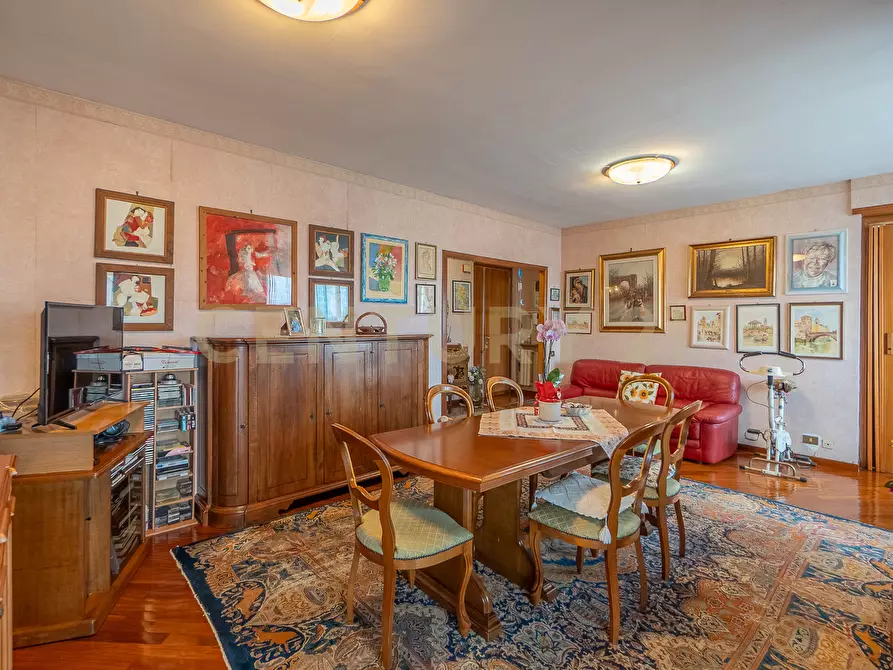 Immagine 2 di Trilocale in vendita  in Via Ettore Arena 201 a Roma