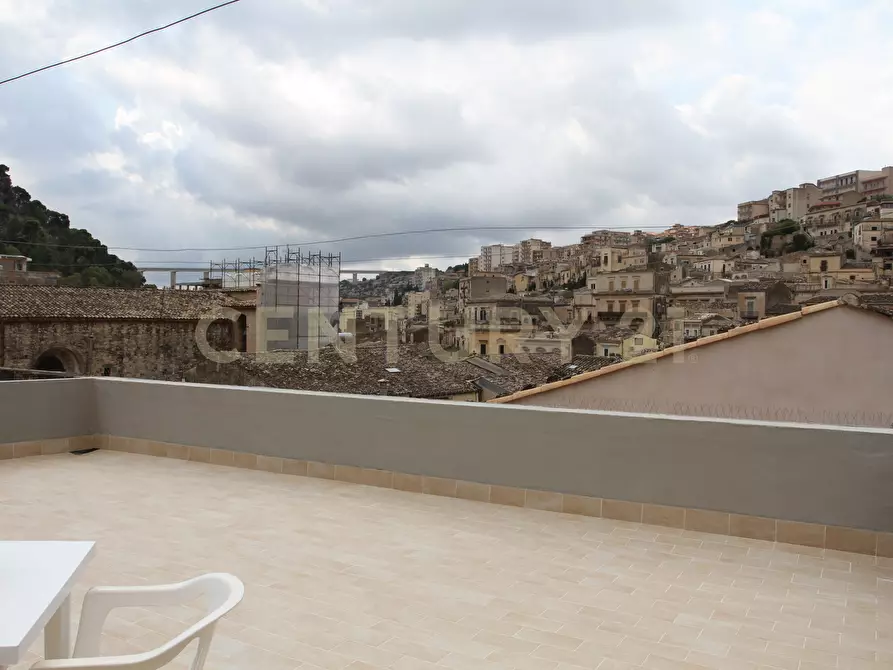 Immagine 29 di Casa indipendente in vendita  in Strada Pellico 26 a Modica