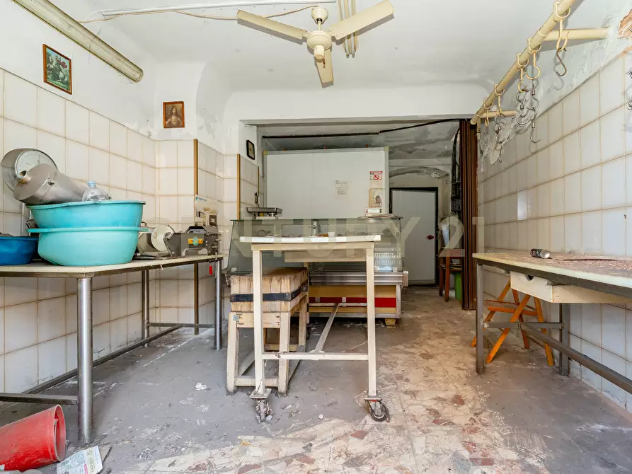 Immagine 38 di Bilocale in vendita  in Via Plebiscito 137 a Catania