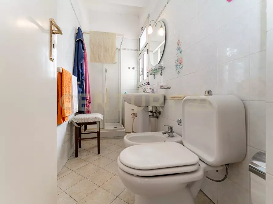 Immagine 13 di Casa semindipendente in vendita  in Via G. Leopardi 1 a Sant'agata Li Battiati