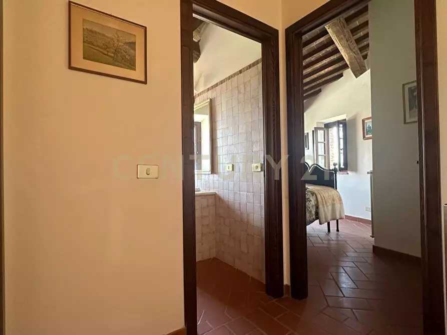 Immagine 44 di Pentalocale in vendita  in Via Porta San Francesco 1 a Cinigiano