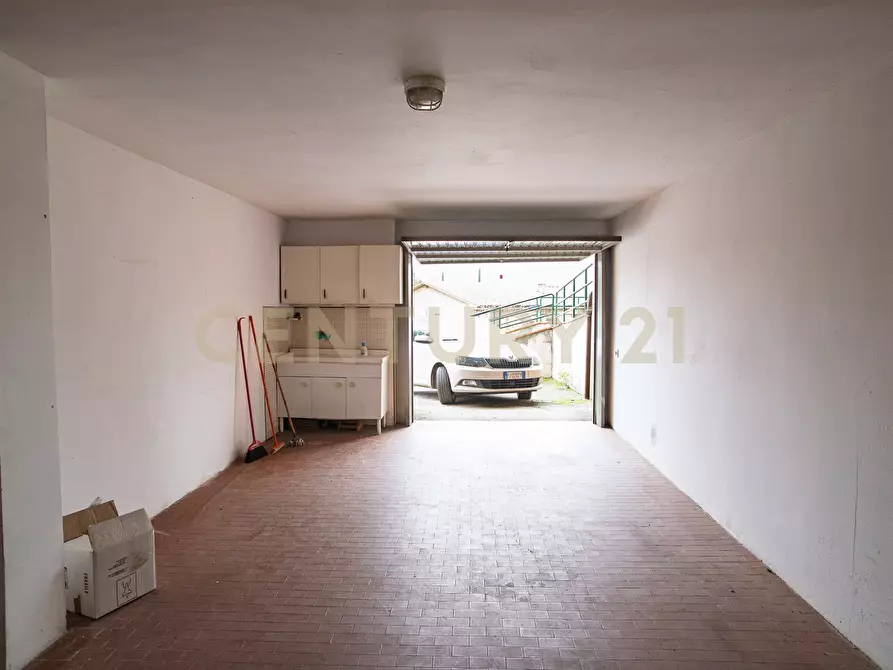 Immagine 46 di Pentalocale in vendita  in Via A. Vignali 16 a Siena