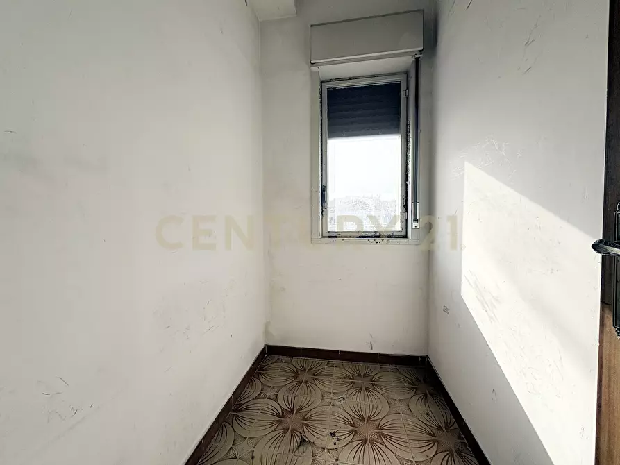 Immagine 14 di Pentalocale in vendita  in Via Salvatore Monteforte 18 a Siracusa