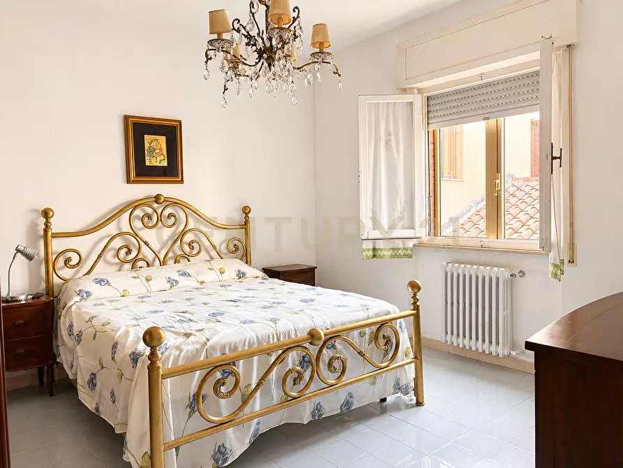 Immagine 8 di Quadrilocale in vendita  in Via Ruggero Piro 17 a Orbetello